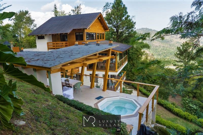 MR Luxury Villas ® MR Chalet Via Montagne Jarabacoa Ref JB 315